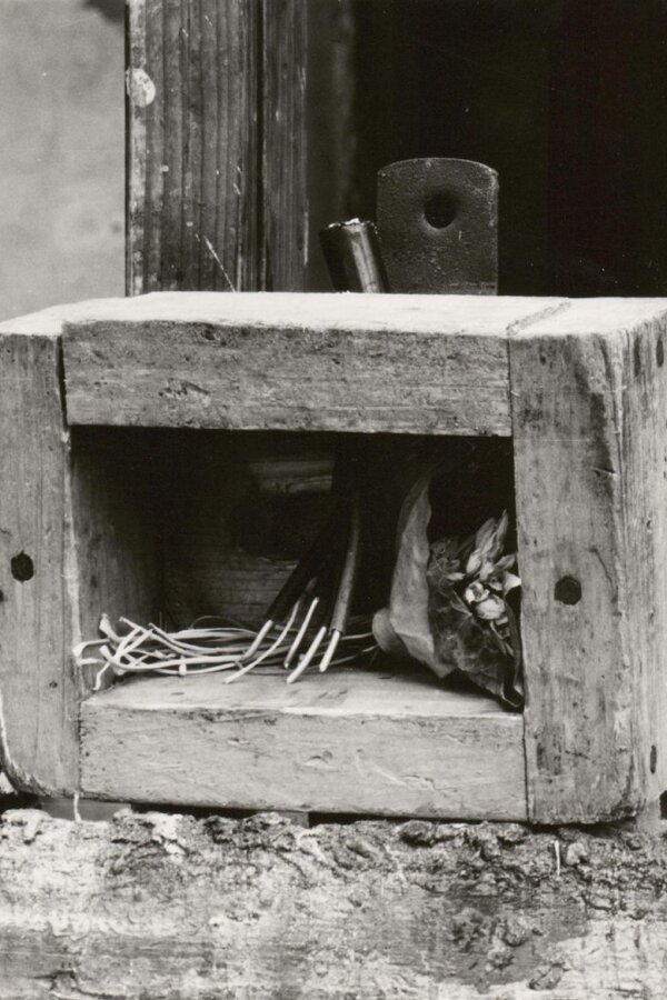 Petr Veselý, Objekt pro Marušku, 1988, 14x15x8 cm